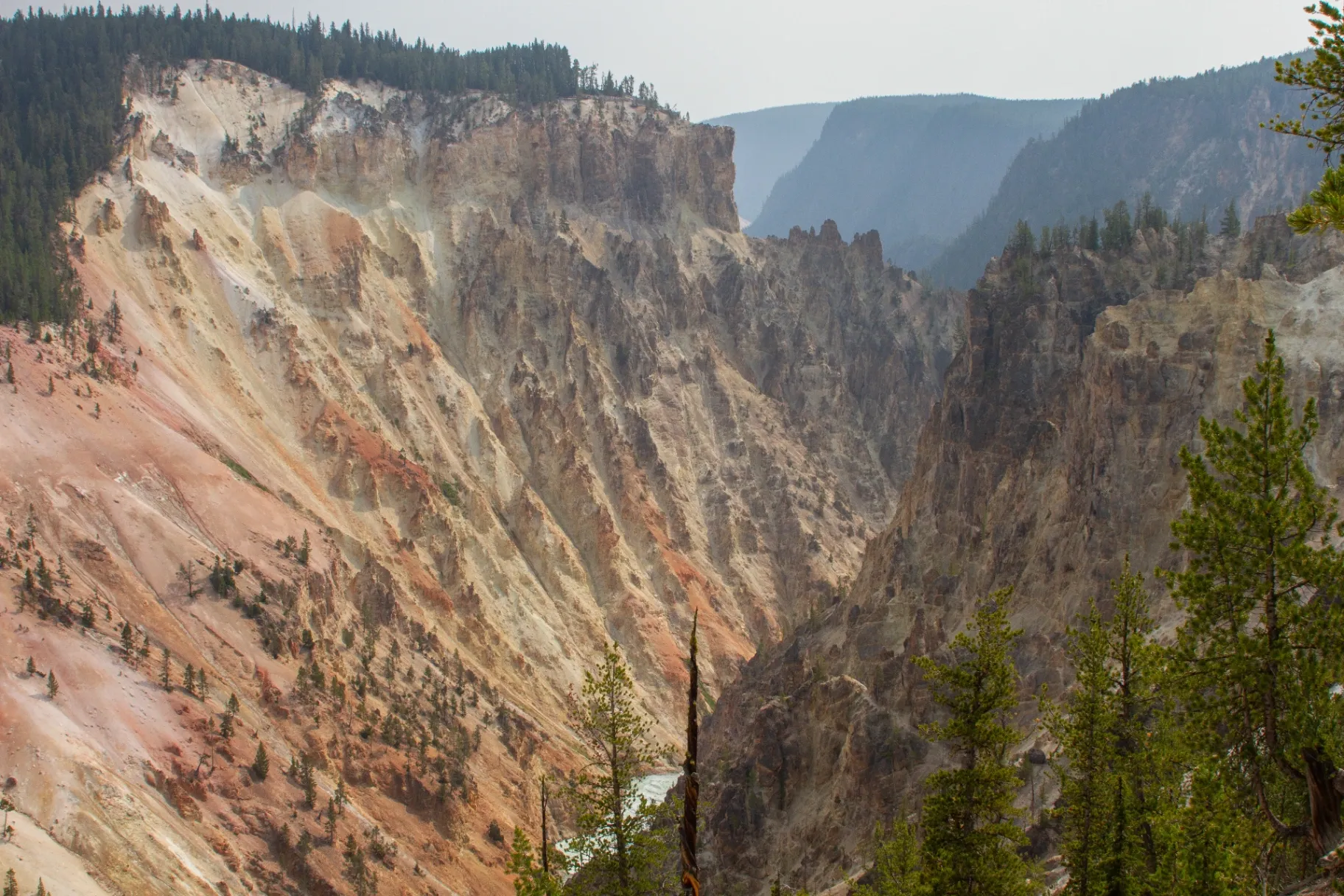 Grand Canyon of the Yellowstone at Artist Point
